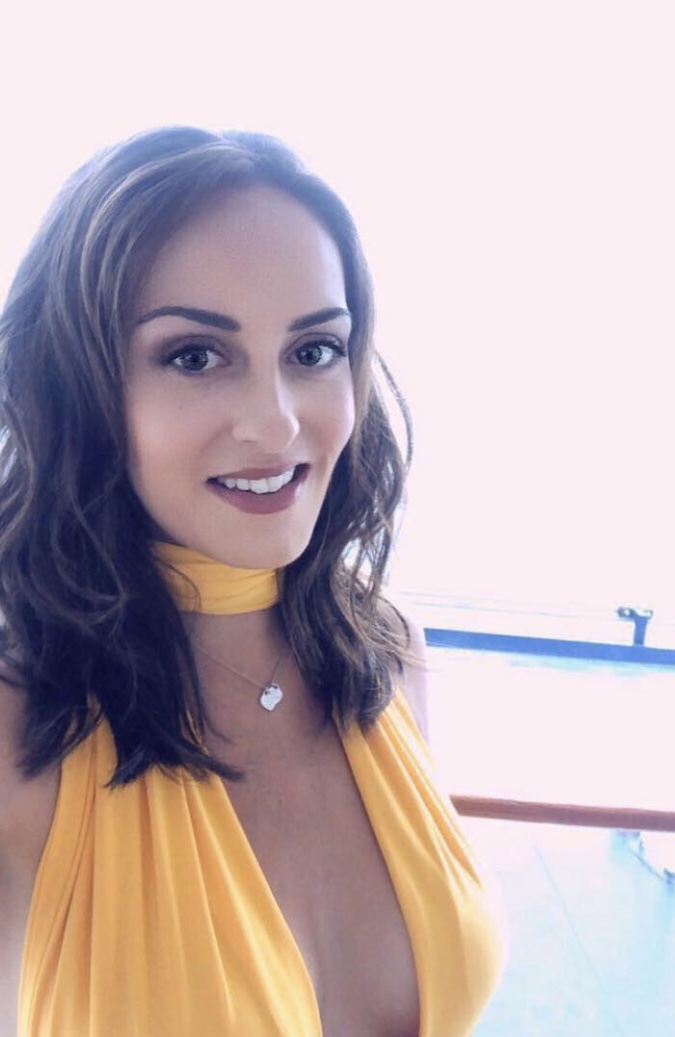 Leona Evans